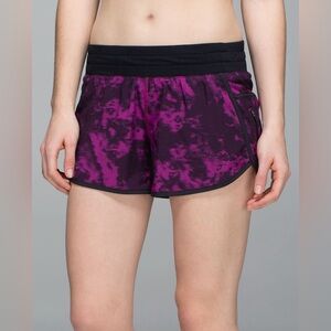 Lululemon Tracker Short III Activewear Running Gym Workout Shorts Fitness Train